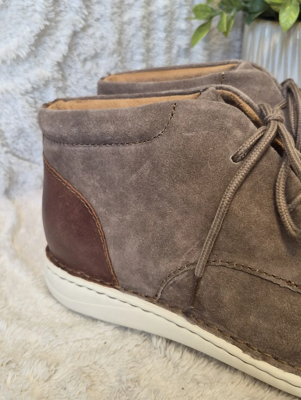 Born theo men’s